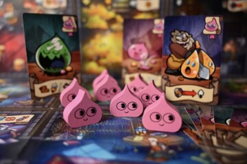 Keep the Heroes Out + 2 rozšíření