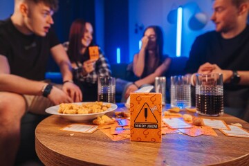 Vypínač PACK - Karetní párty set - David Batelka