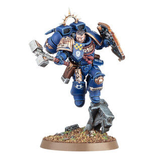 Warhammer 40000: Captain with Jump Pack and Relic Shield