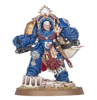 Warhammer 40000: Ultramarines: Marneus Calgar in Armour of Antilochus