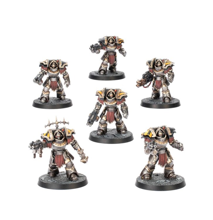 Horus Heresy: Cataphractii Terminators with Combi-bolters and Power Fists